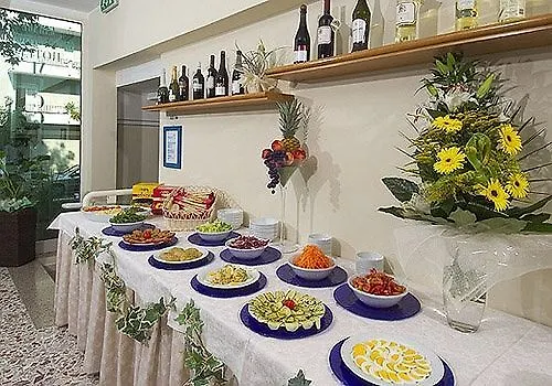 Hotel Muccioli Misano Adriatico 3*,